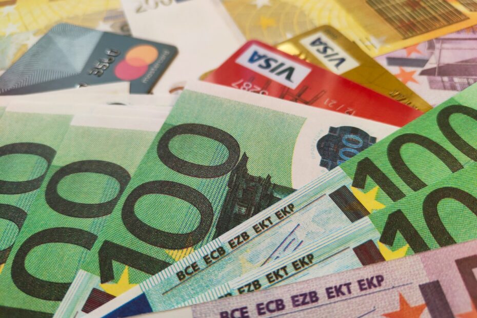 benefits of using a neo bank